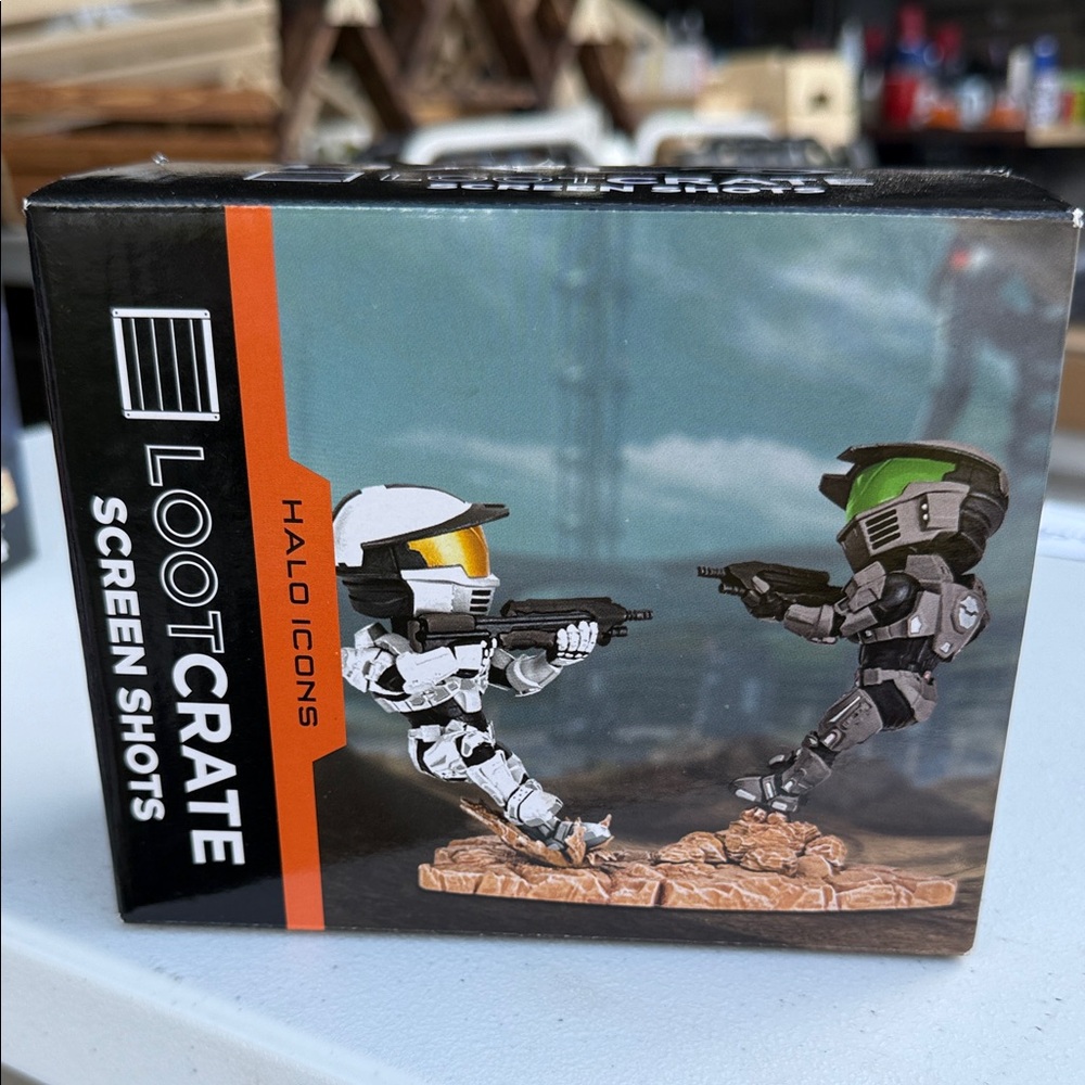 Loot Crate Halo Icons Action Figure Set - White, Black, Green